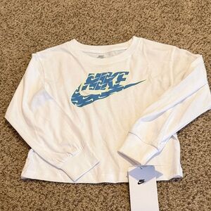 NWT Nike Small Kids Toddler 5T White with Blue Swoosh Logo Long Sleeve Tee